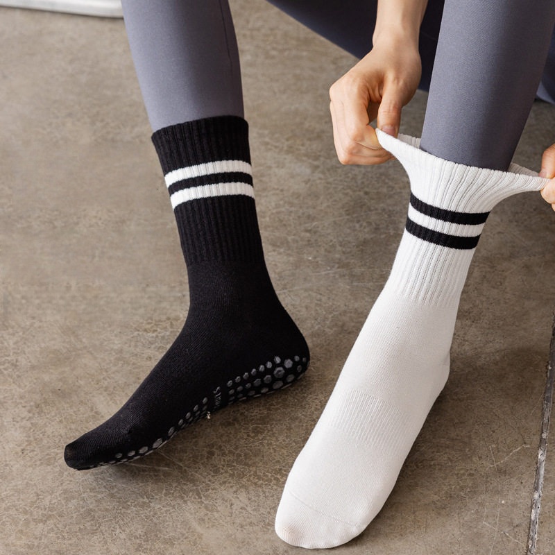 Women Non Slip Yoga Socks, Gri - Pilates Yoga Outfit ulasan dan harga